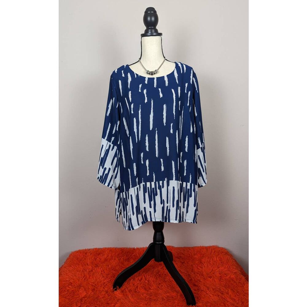 NWT Avenue Blue & White Brush Stroke Round Neck Short Sleeve Top Blouse 18/20